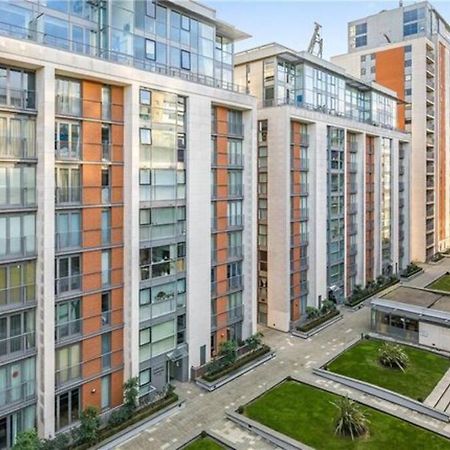 1 Bedroom Apartment Royal Docks London Exterior photo